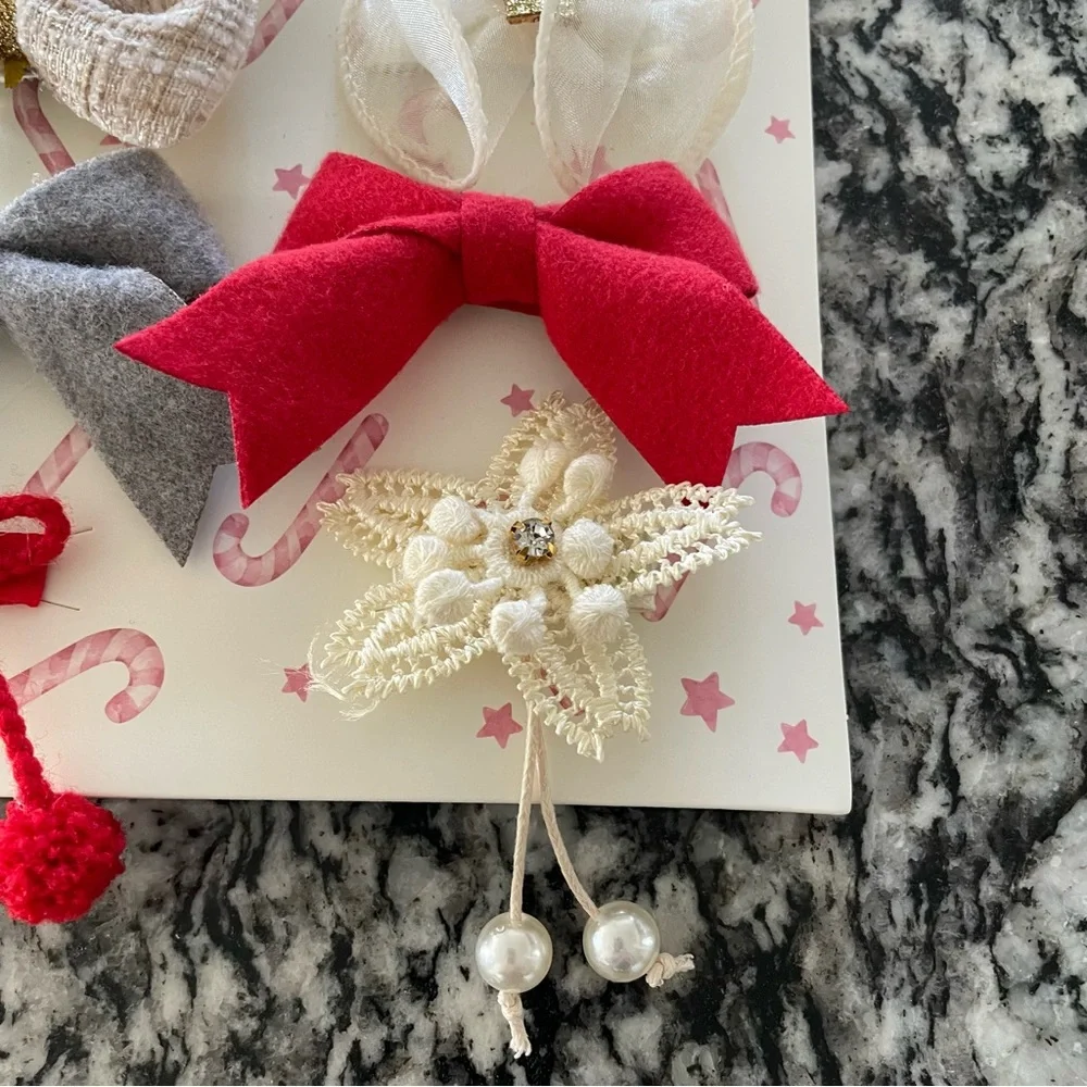 New Christmas Magic Is In The Hair Assorted Christmas Bows and Barrettes
